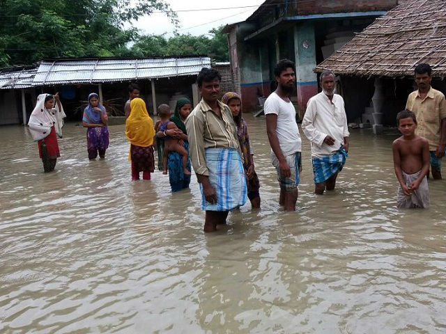 201608052008478459_Bihar-flood-toll-climbs-to-89-over-33-lakh-people-hit_SECVPF