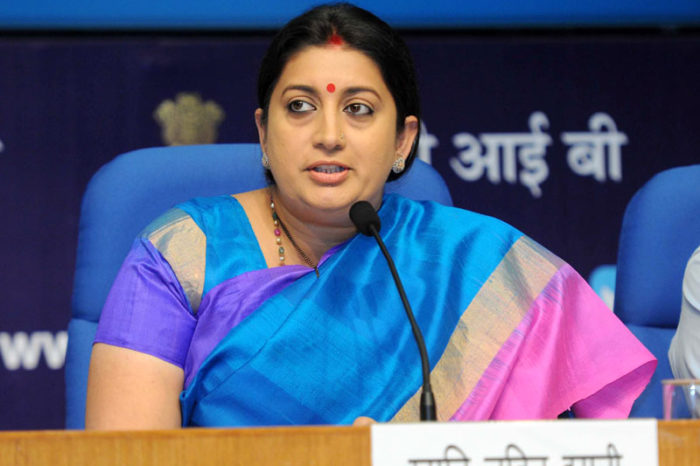 Smriti Irani hits the headlines again; strolls in to Starbucks sans security